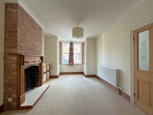 Lounge- click for photo gallery